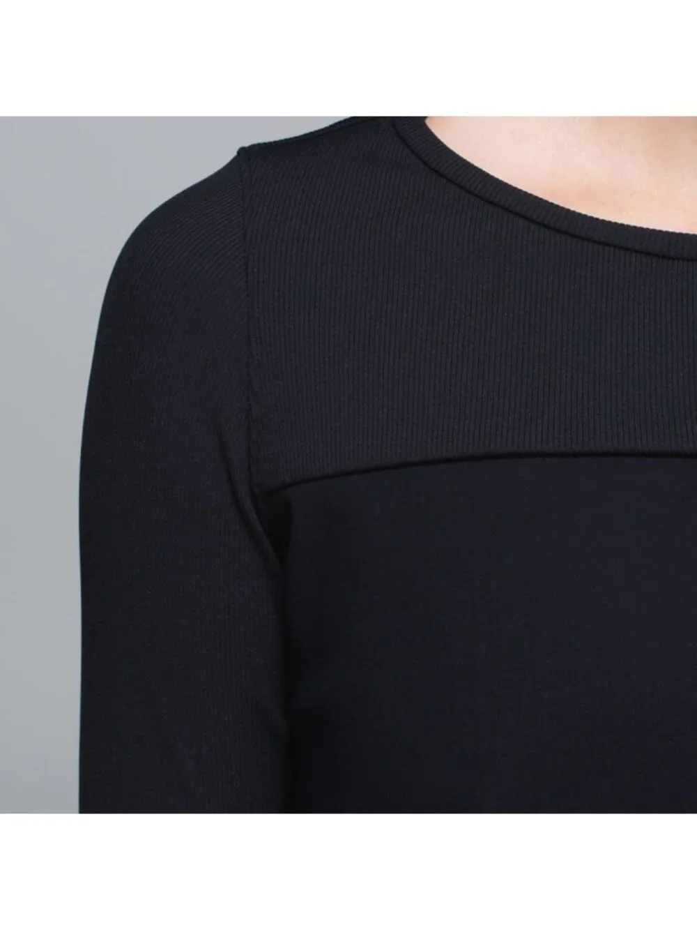 Lululemon Out Of This World Long Sleeve Black